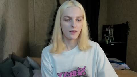 Snapshot of green_tea666 chatting on 7, 1, 2025 Lilith online show from 7, 1, 2025