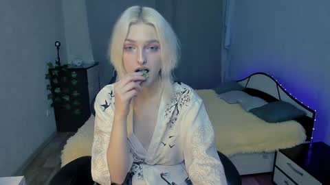 Snapshot of green_tea666 chatting on 20, 2, 2025 Lilith online show from 20, 2, 2025