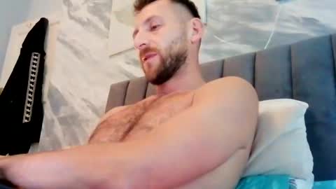 Snapshot of greendiamon chatting on 16, 10, 2025 greendiamon online show from 16, 10, 2025