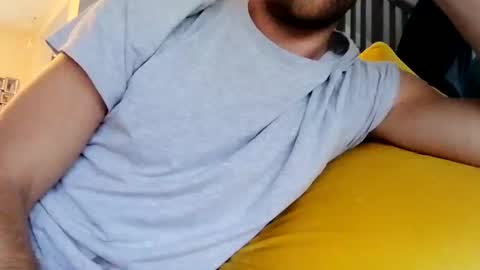 Snapshot of greendiamon chatting on 28, 10, 2025 greendiamon online show from 28, 10, 2025