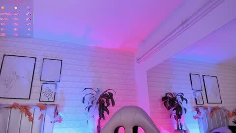   online show from 21, 10, 2025