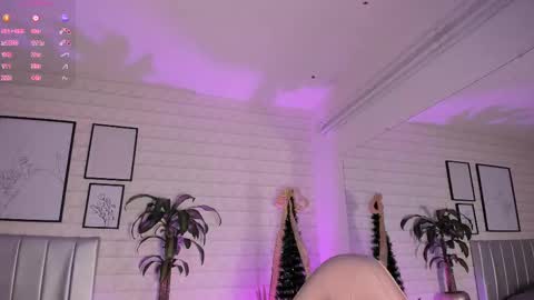   online show from 19, 12, 2025