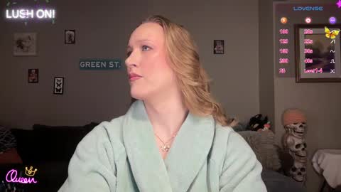 SexQueen Nikki online show from 4, 4, 2026