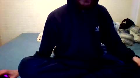 Essexboi85 online show from 4, 2, 2026