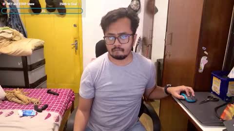 Grey Hardy Slave online show from 19, 12, 2025