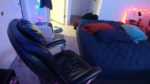 NickVegas online show from 5, 10, 2025