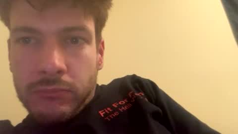 Perfectlyaveragesavage online show from 13, 11, 2025