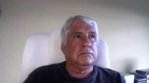 Snapshot of grisa01 chatting on 7, 11, 2025 grisa01 online show from 7, 11, 2025