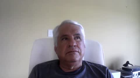 Snapshot of grisa01 chatting on 9, 11, 2025 grisa01 online show from 9, 11, 2025