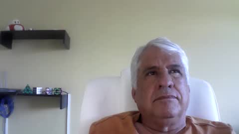 Snapshot of grisa01 chatting on 12, 11, 2025 grisa01 online show from 12, 11, 2025