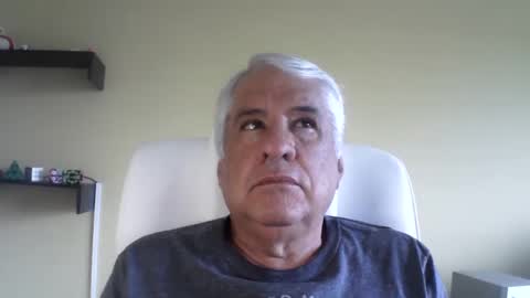 Snapshot of grisa01 chatting on 17, 11, 2025 grisa01 online show from 17, 11, 2025