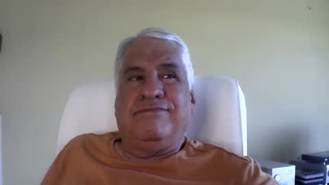 Snapshot of grisa01 chatting on 30, 11, 2025 grisa01 online show from 30, 11, 2025