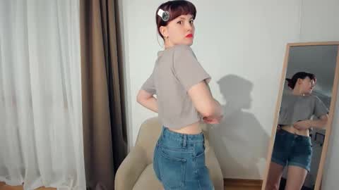 Snapshot of grl_in_power chatting on 18, 12, 2025 Sara online show from 18, 12, 2025