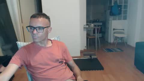 Snapshot of guachin_new chatting on 1, 12, 2025 guachin_new online show from 1, 12, 2025