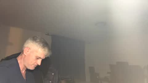 guardiannif_ online show from 28, 2, 2025