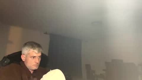 guardiannif_ online show from 28, 2, 2025