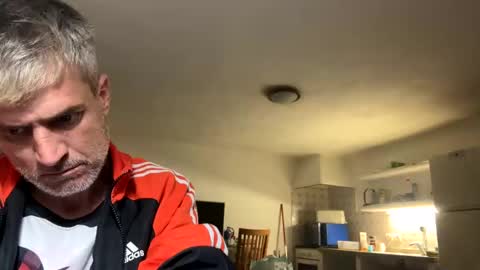 guardiannif_ online show from 6, 3, 2025