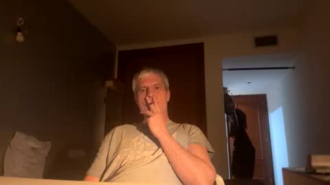 guardiannif_ online show from 20, 12, 2025