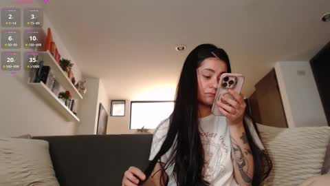 Snapshot of guccipussy1 chatting on 21, 10, 2025 Elena online show from 21, 10, 2025