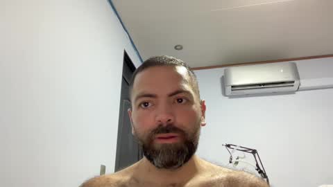 Guerrerooo online show from 13, 10, 2025