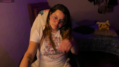 Hello Im Julieta Im 25 years old welcome to my room have fun and be happy. online show from 5, 12, 2024