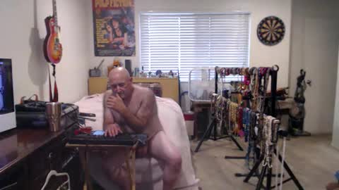 Mario online show from 17, 10, 2025