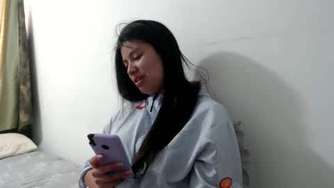 Snapshot of gumball_room chatting on 10, 11, 2025 Vane blonde and Hazell black hair online show from 10, 11, 2025