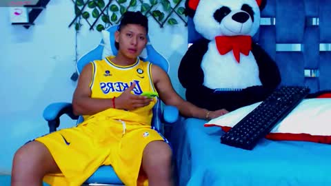 Snapshot of gurxxxt chatting on 16, 11, 2025 Hakim online show from 16, 11, 2025