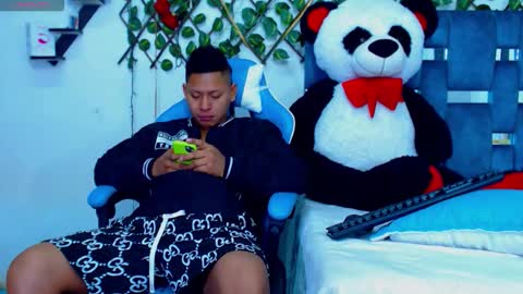 Snapshot of gurxxxt chatting on 30, 11, 2025 Hakim online show from 30, 11, 2025