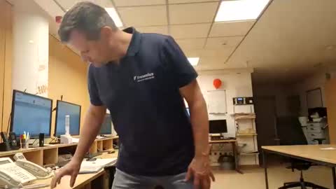 Snapshot of guschidick chatting on 22, 11, 2025 guschidick online show from 22, 11, 2025