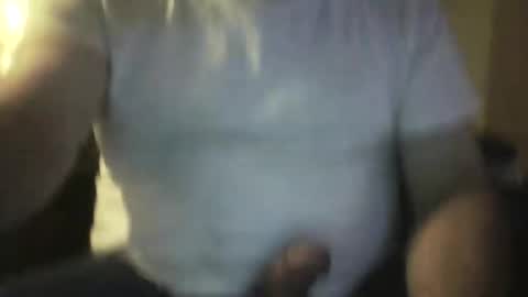 Snapshot of guy8inches4u chatting on 27, 9, 2025 guy8inches4u online show from 27, 9, 2025