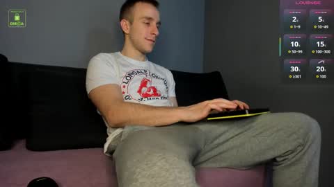 Snapshot of guy_charming chatting on 16, 1, 2026 Buddy online show from 16, 1, 2026