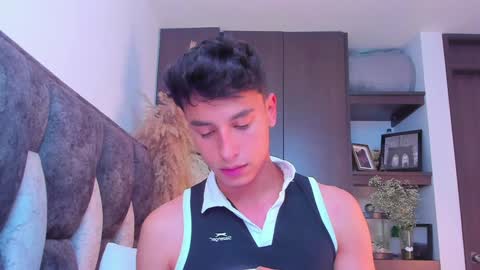 Snapshot of guy_twinks chatting on 13, 12, 2024 Gabriel online show from 13, 12, 2024