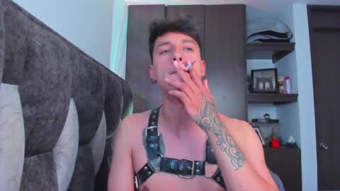 Snapshot of guy_twinks chatting on 3, 2, 2025 Gabriel online show from 3, 2, 2025