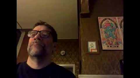 Snapshot of guyute42 chatting on 21, 11, 2025 Guy Forget online show from 21, 11, 2025