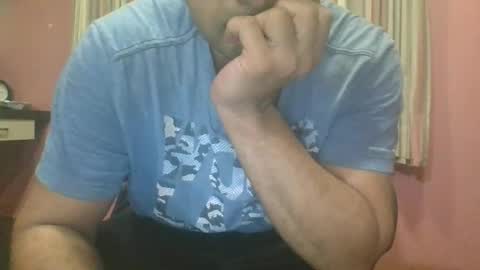 guywith85mm online show from 1, 1, 2025