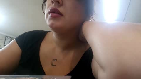 Snapshot of gwendolynfoster chatting on 9, 10, 2025 gwendolynfoster online show from 9, 10, 2025