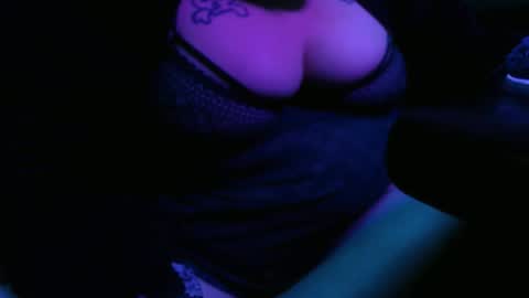 Snapshot of gxddess_fe chatting on 26, 11, 2025 Goddess Fe online show from 26, 11, 2025