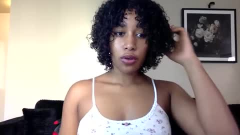 gyalxoxo online show from 18, 12, 2025