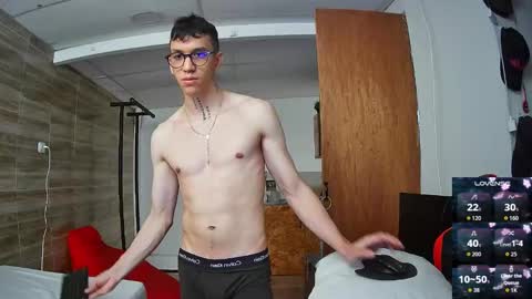 Snapshot of gyo_____ chatting on 11, 11, 2025 gyo online show from 11, 11, 2025