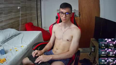 Snapshot of gyo_____ chatting on 12, 11, 2025 gyo online show from 12, 11, 2025