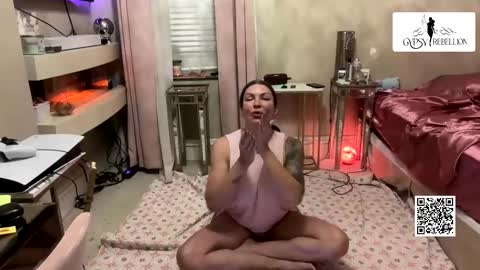 Snapshot of gypsy_rebellion chatting on 5, 11, 2025 Gypsy online show from 5, 11, 2025