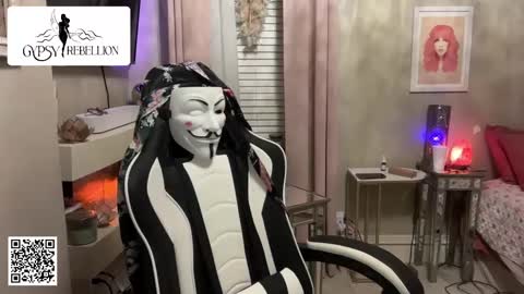 Snapshot of gypsy_rebellion chatting on 19, 11, 2025 Gypsy online show from 19, 11, 2025