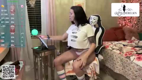 Snapshot of gypsy_rebellion chatting on 19, 12, 2025 Gypsy online show from 19, 12, 2025