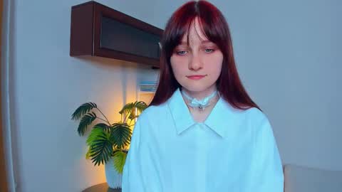 Snapshot of h0lyangel chatting on 13, 9, 2025 Kelly Lilly online show from 13, 9, 2025