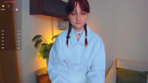 Snapshot of h0lyangel chatting on 14, 9, 2025 Kelly Lilly online show from 14, 9, 2025