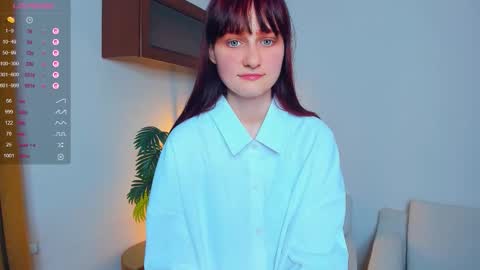 Snapshot of h0lyangel chatting on 26, 9, 2025 Kelly Lilly online show from 26, 9, 2025