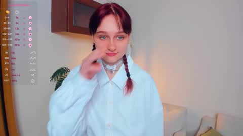 Snapshot of h0lyangel chatting on 3, 10, 2025 Kelly Lilly online show from 3, 10, 2025