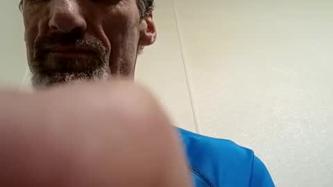 Snapshot of h333th3nz chatting on 8, 3, 2026 h333th3nz online show from 8, 3, 2026