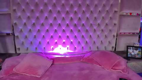 Snapshot of haari02 chatting on 9, 11, 2025 Haari online show from 9, 11, 2025